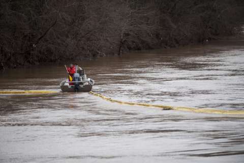 140114-west-virginia-chemical-spill