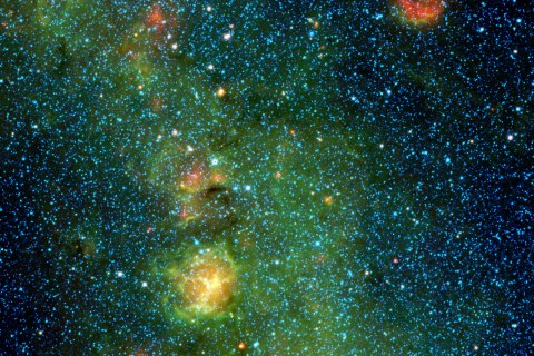 A storm of stars is brewing in the Trifid nebula
